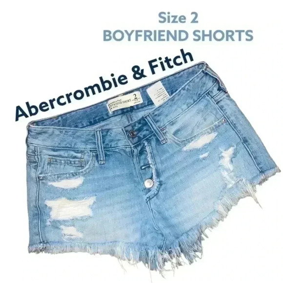 Abercrombie & Fitch Button Up Boyfriend Shorts. - Picture 1 of 6